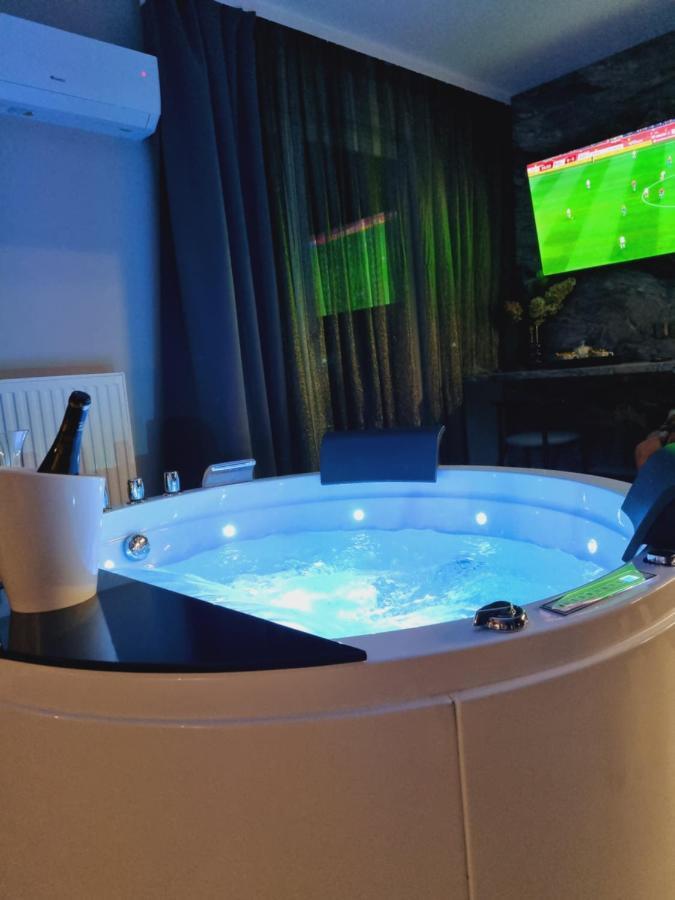 Apartament Jacuzzi Kraków Zewnętrze zdjęcie