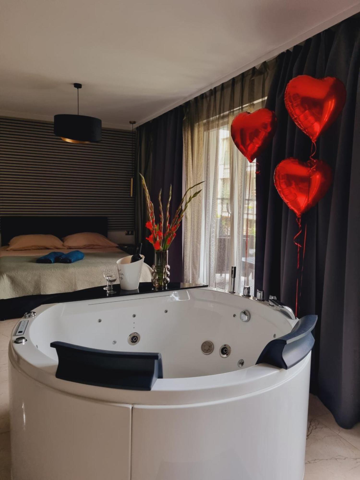Apartament Jacuzzi Kraków Zewnętrze zdjęcie